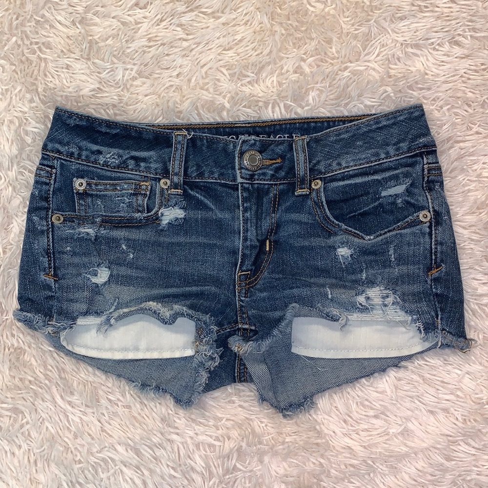 AMERICAN EAGLE SHORTIE BLUE JEAN SHORTS SIZE 00